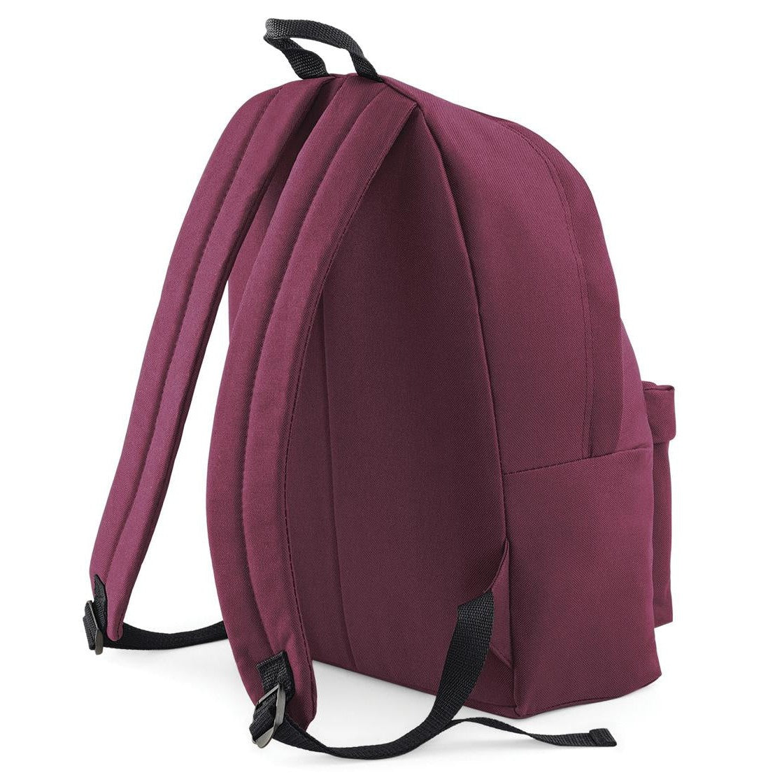 Zippered main compartment