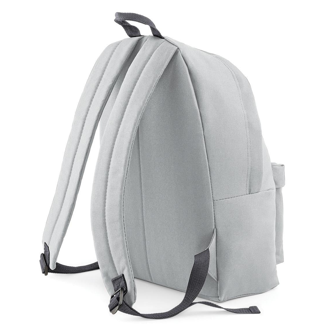 Zippered main compartment