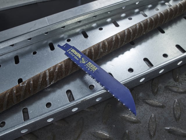 IRWIN® 610R Sabre Saw Blade Metal & Wood Cutting 150mm Pack of 2