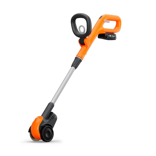 FLYMO 18V EasiWeeder – Cordless Weed Brush