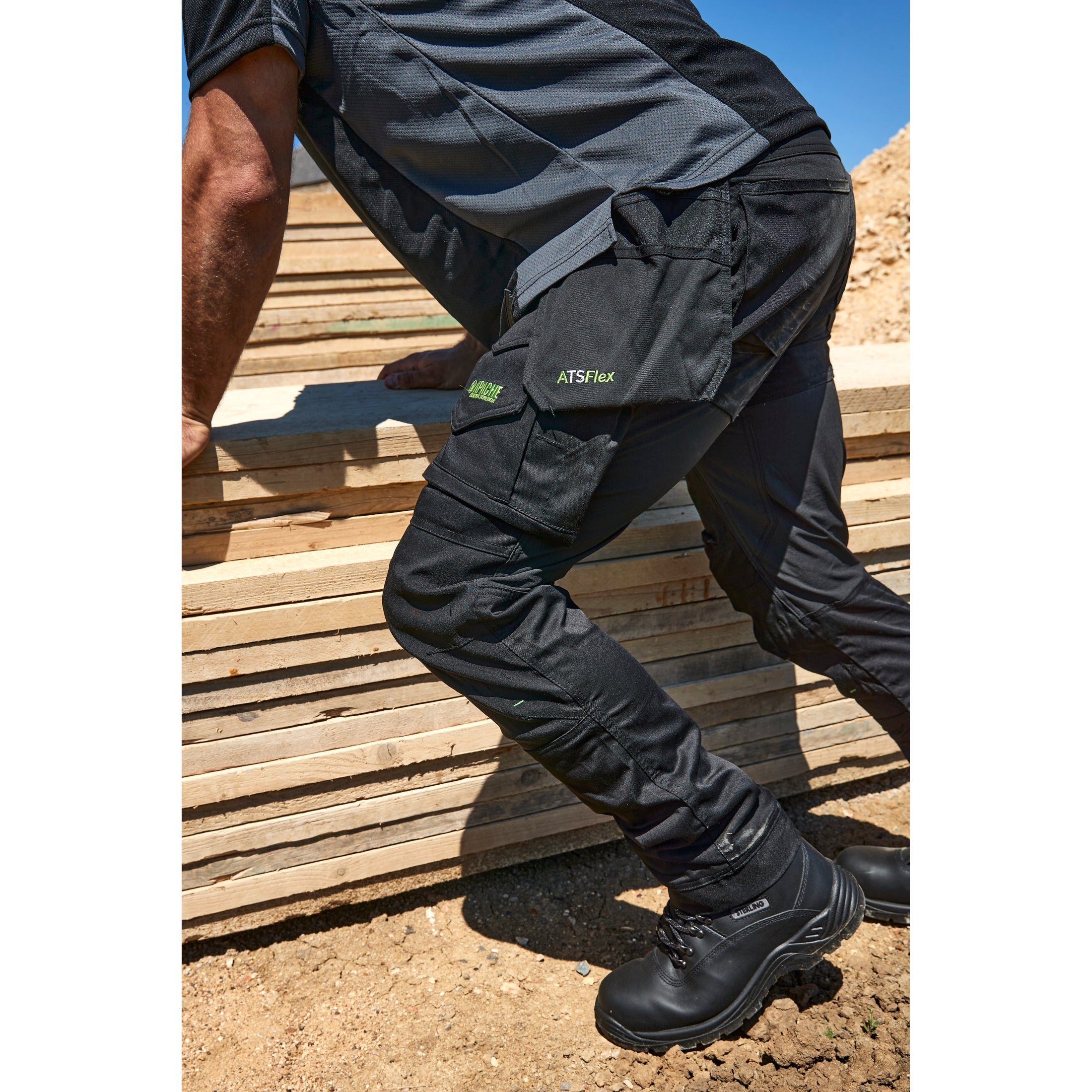 Apache Waterproof Safety Hiker Boots