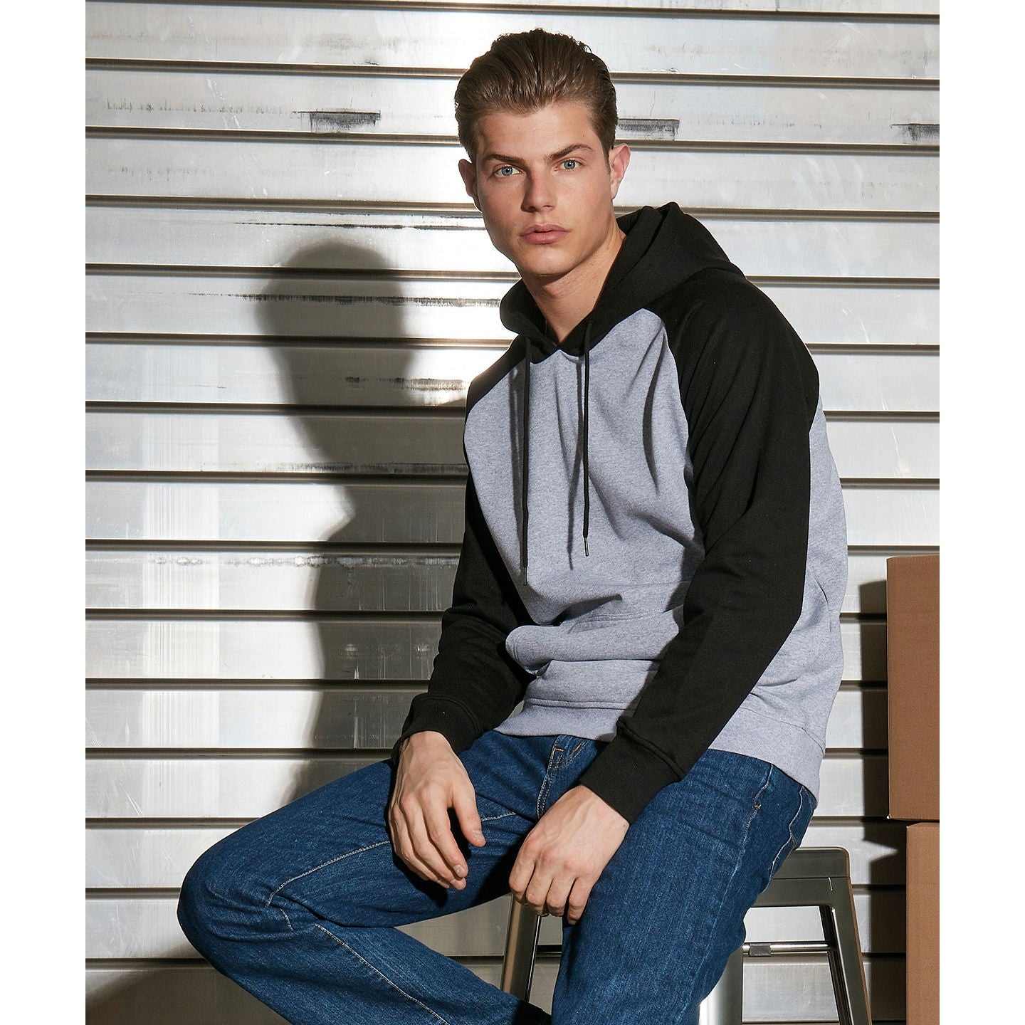 Build Your Brand Basic Basic Raglan Hoodie