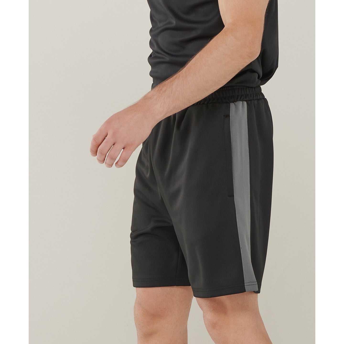 Finden & Hales Knitted Shorts With Zip Pockets