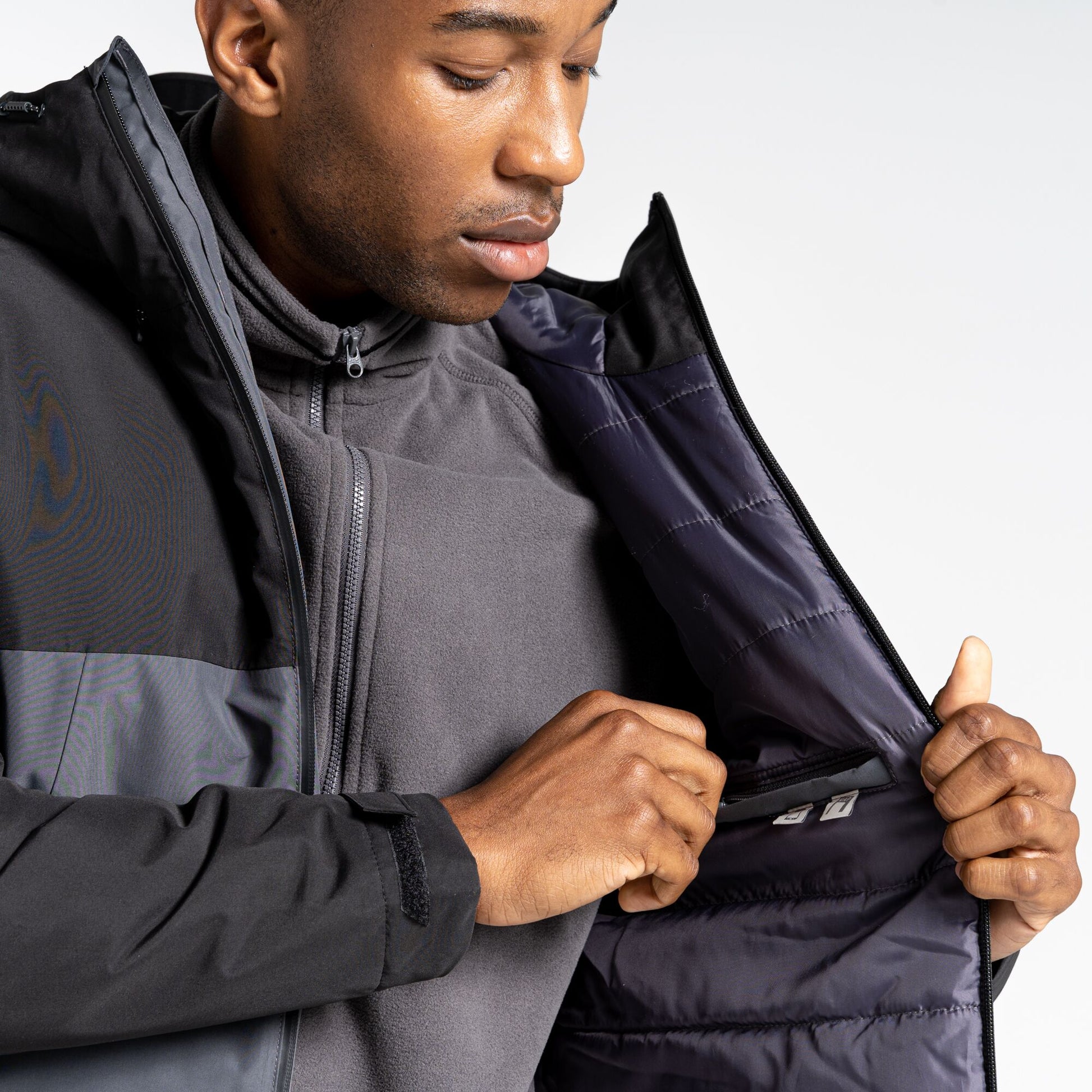 #colour_carbon-grey-black