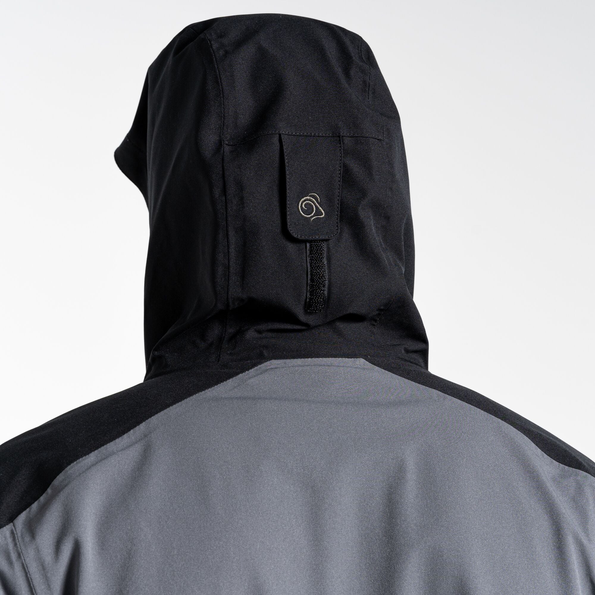 #colour_carbon-grey-black