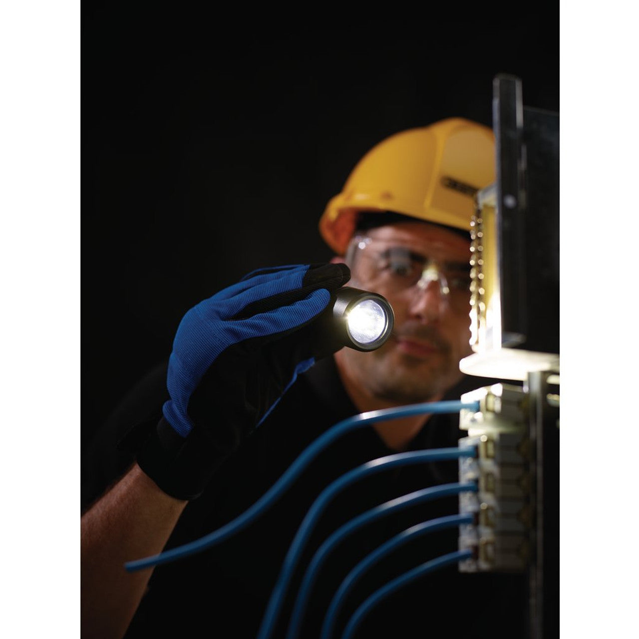 Draper Tools SMD Led Wireless/USB Rechargeable Hand Torch, 10W, 1000 Lumens, USB-C Cable Supplied