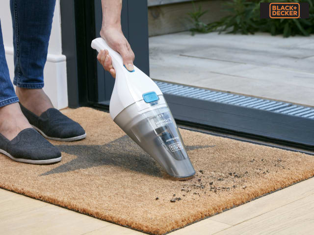 BLACK + DECKER NVC115JL Dustbuster® Hand Vacuum 3.6V