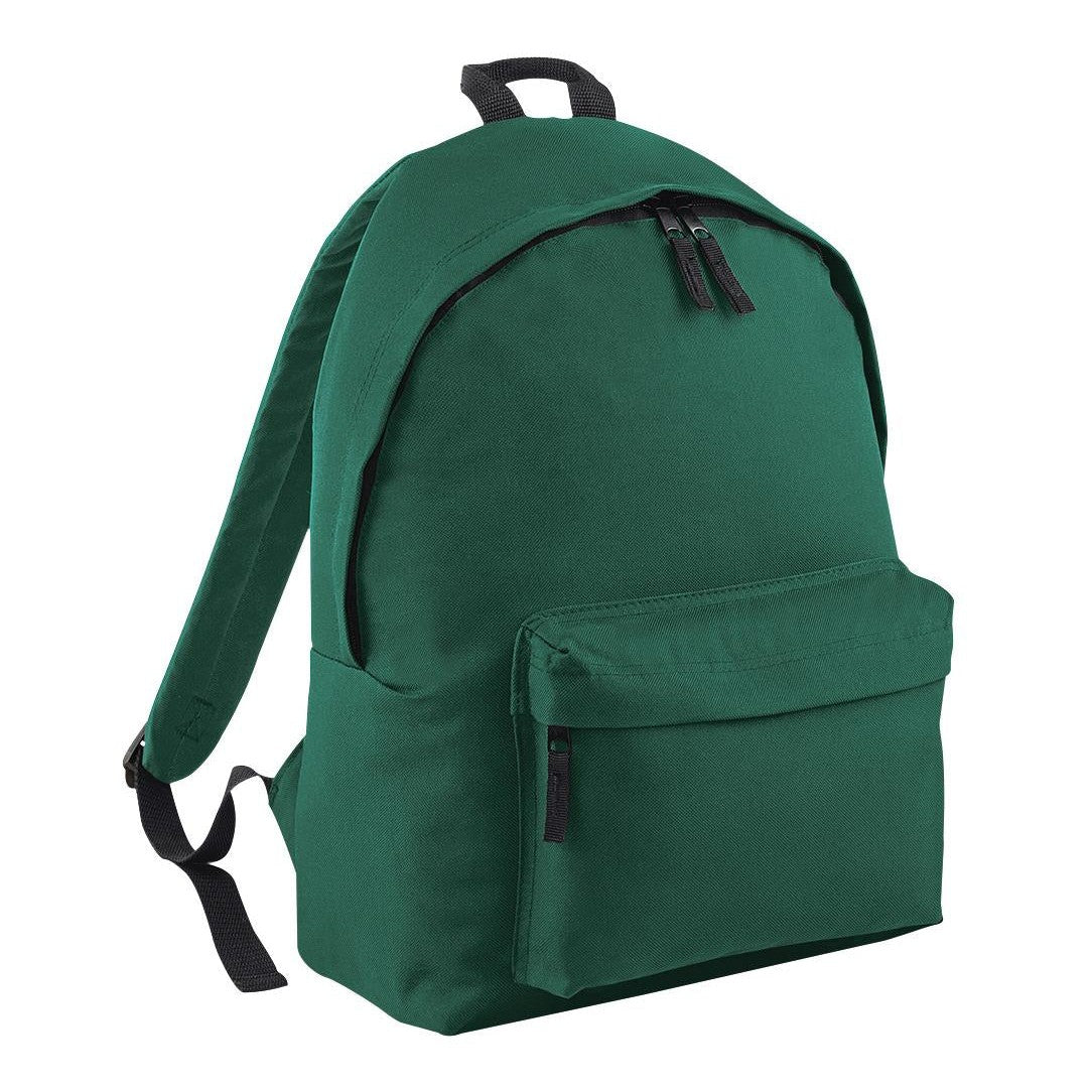 Zippered main compartment