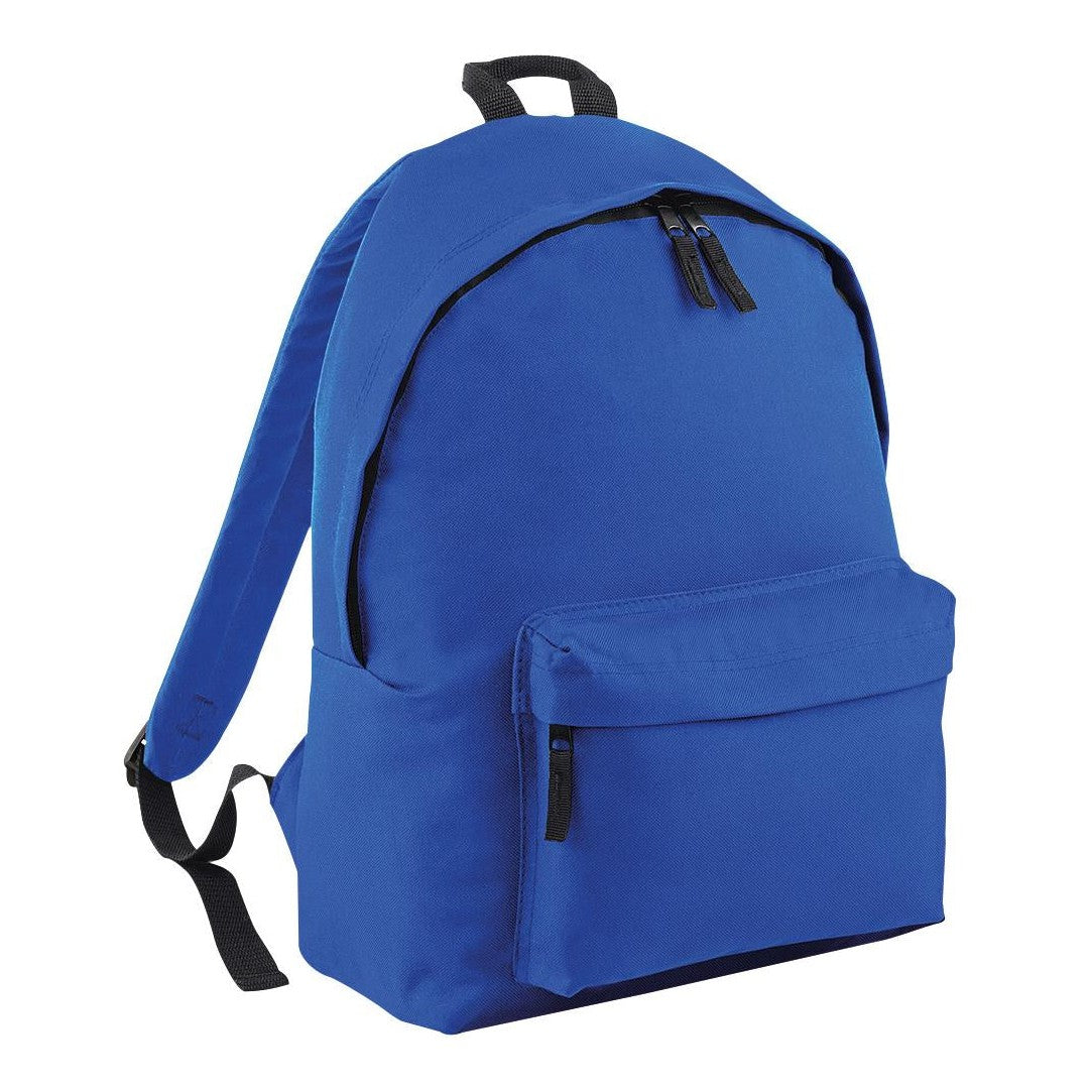 Zippered main compartment