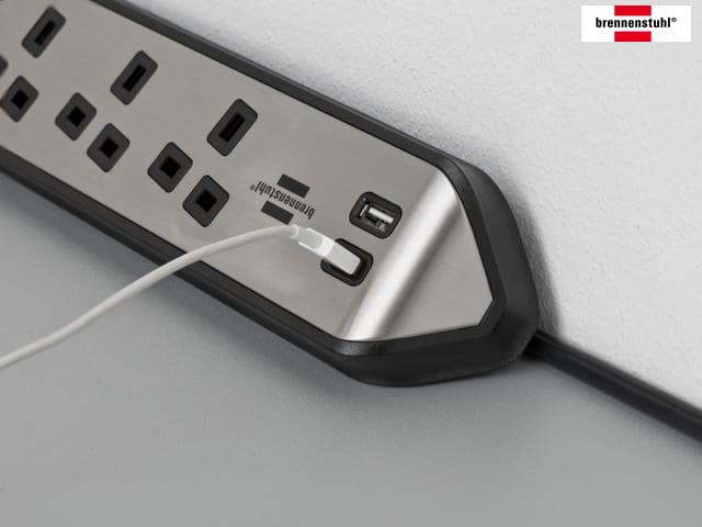 Brennenstuhl estilo Corner Extension Lead 240V 3-Gang 13A Black 2m