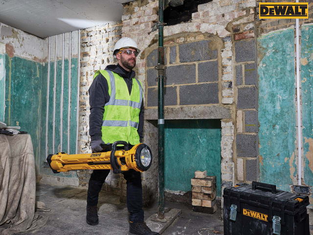 DEWALT DCL079 XR LED Tripod Light 18V Bare Unit