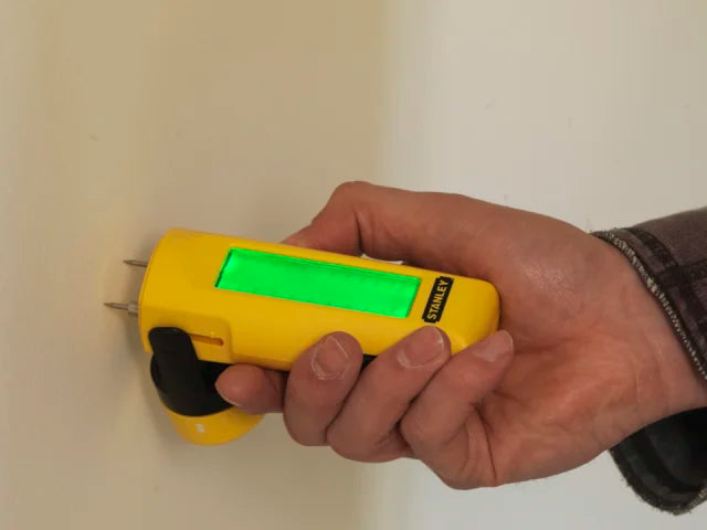 STANLEY® Intelli Tools Moisture Meter