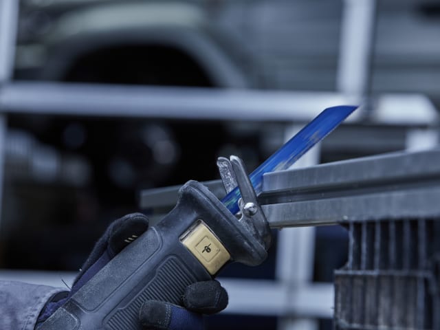 IRWIN® 810R Sabre Saw Blade Metal & Wood Cutting 200mm Pack of 25