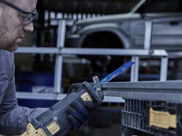 IRWIN® 810R Sabre Saw Blade Metal & Wood Cutting 200mm Pack of 5