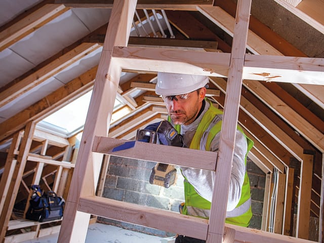 IRWIN® 956R Sabre Saw Blade Nail Embedded Wood Cutting 225mm Pack of 5