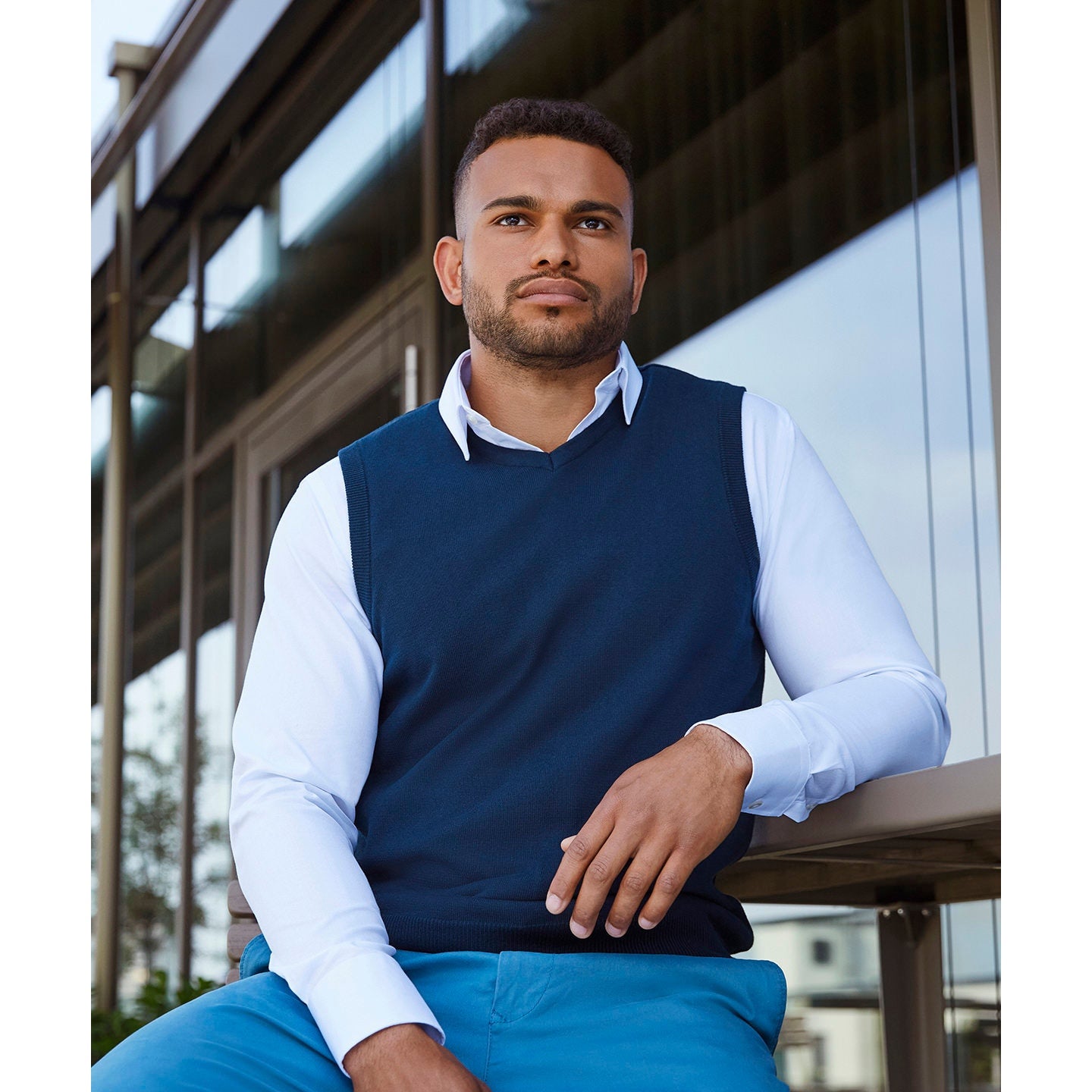 Russell Collection V-Neck Sleeveless Knitted Sweater