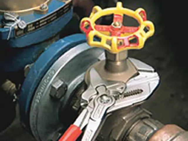 Knipex Pliers Wrench Multi-Component Grip 180mm