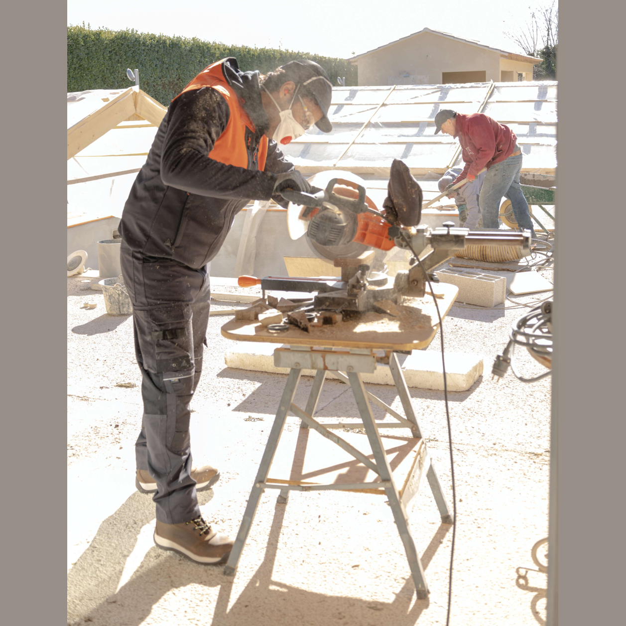 Delta Plus HORTEN2 Softshell Jacket – Waterproof, Windproof & Flexible