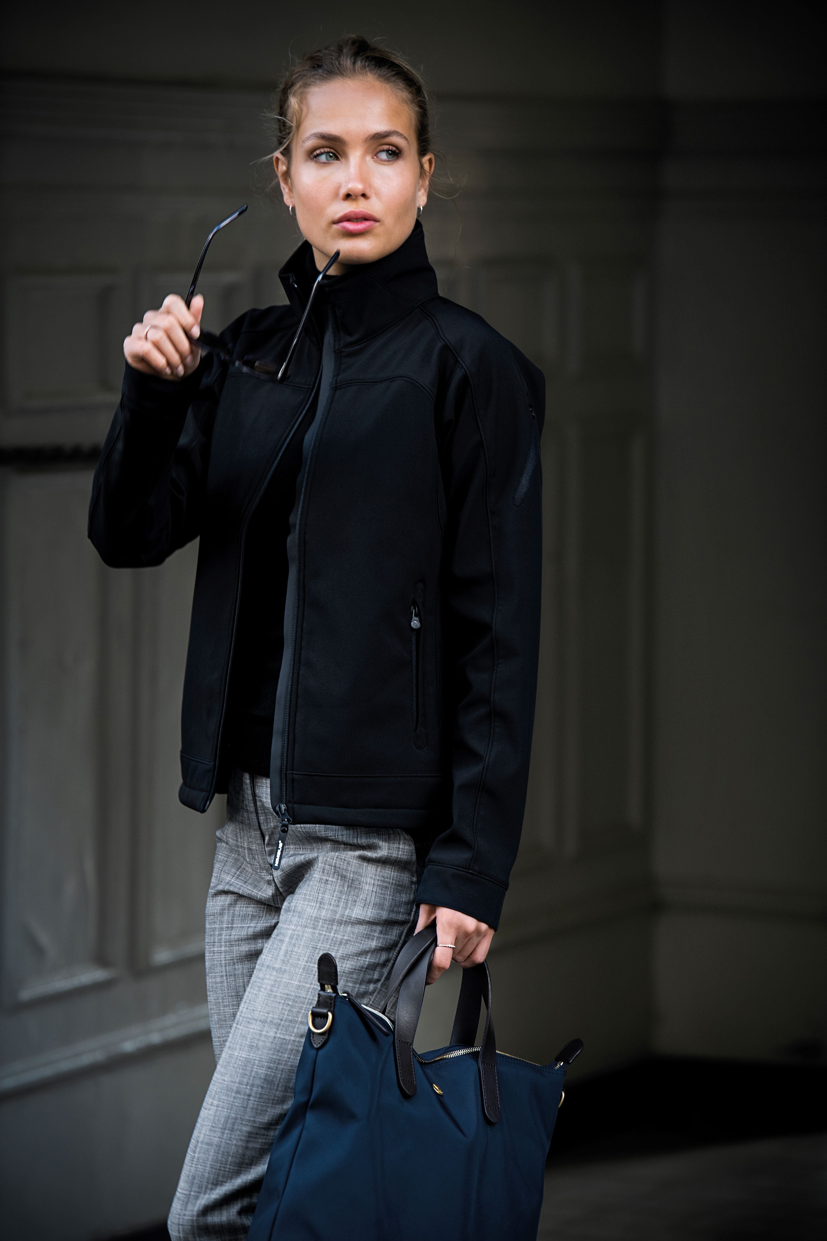 Nimbus Women's Duxbury  Fashionable Performance Softshell Jacket