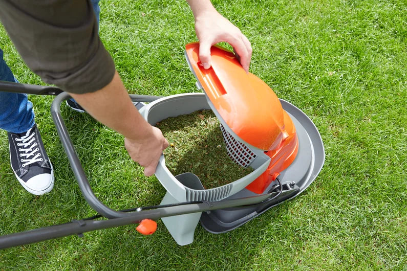 FLYMO Hover Vac 250 – Compact Hover Lawnmower