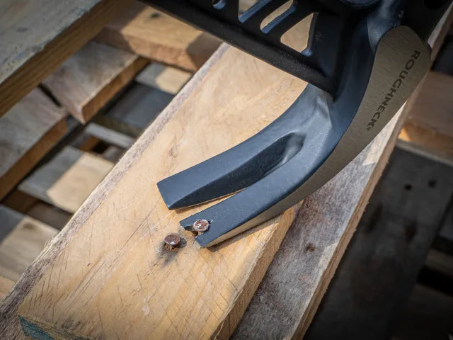 Roughneck Gorilla V-Series Claw Hammer 567g (20oz)