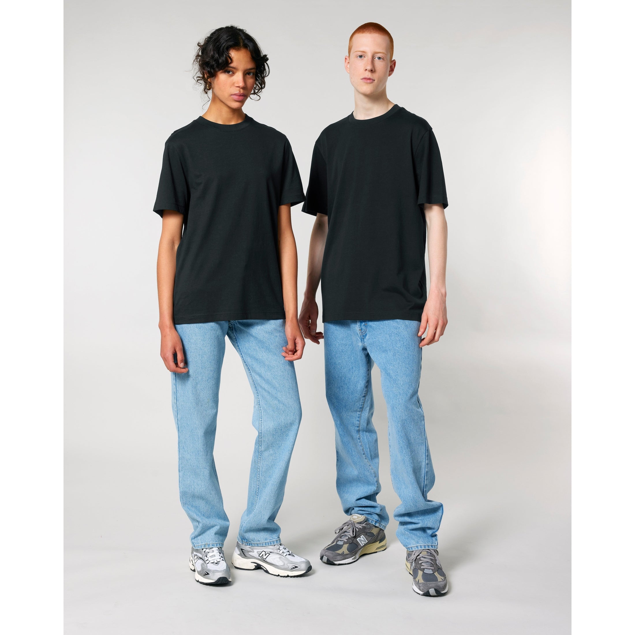 Stanley/Stella Unisex Sparker 2.0 Heavy T-Shirt (Sttu171) - Black