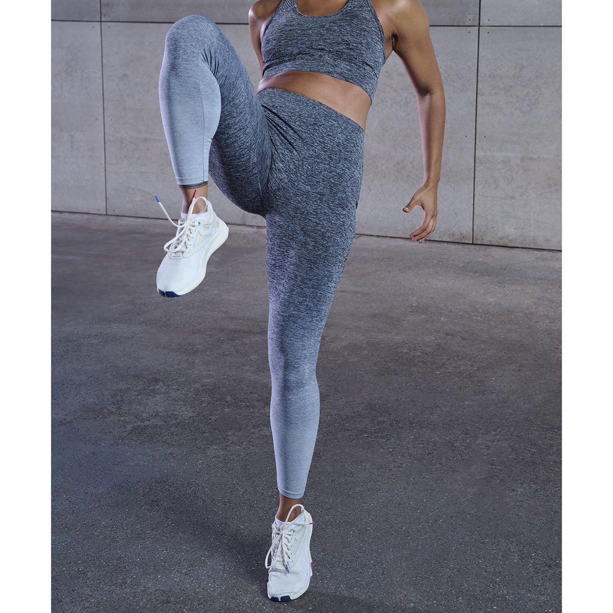 Tombo Women's Seamless Fade Out Leggings