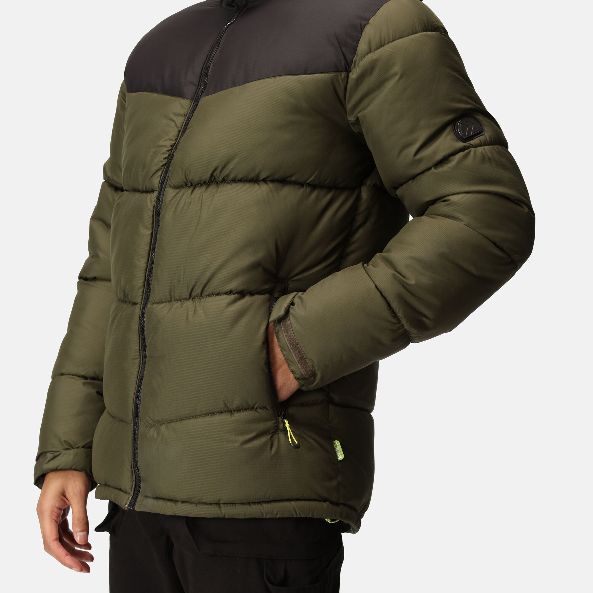 #colour_dark-khaki-black