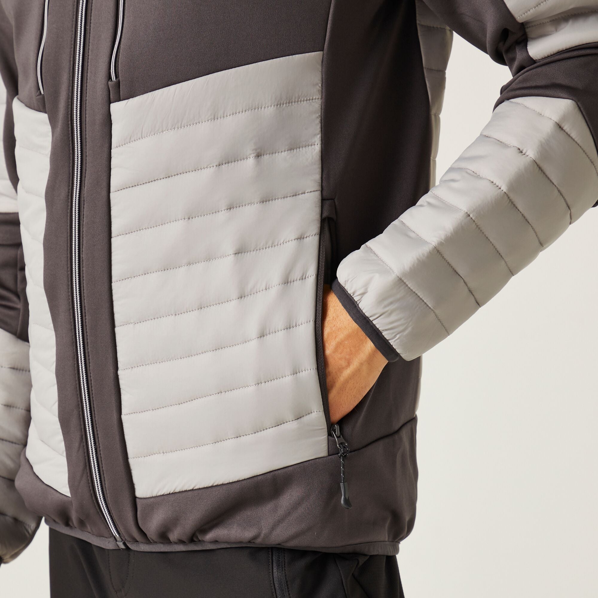 #colour_mineral-grey-ash