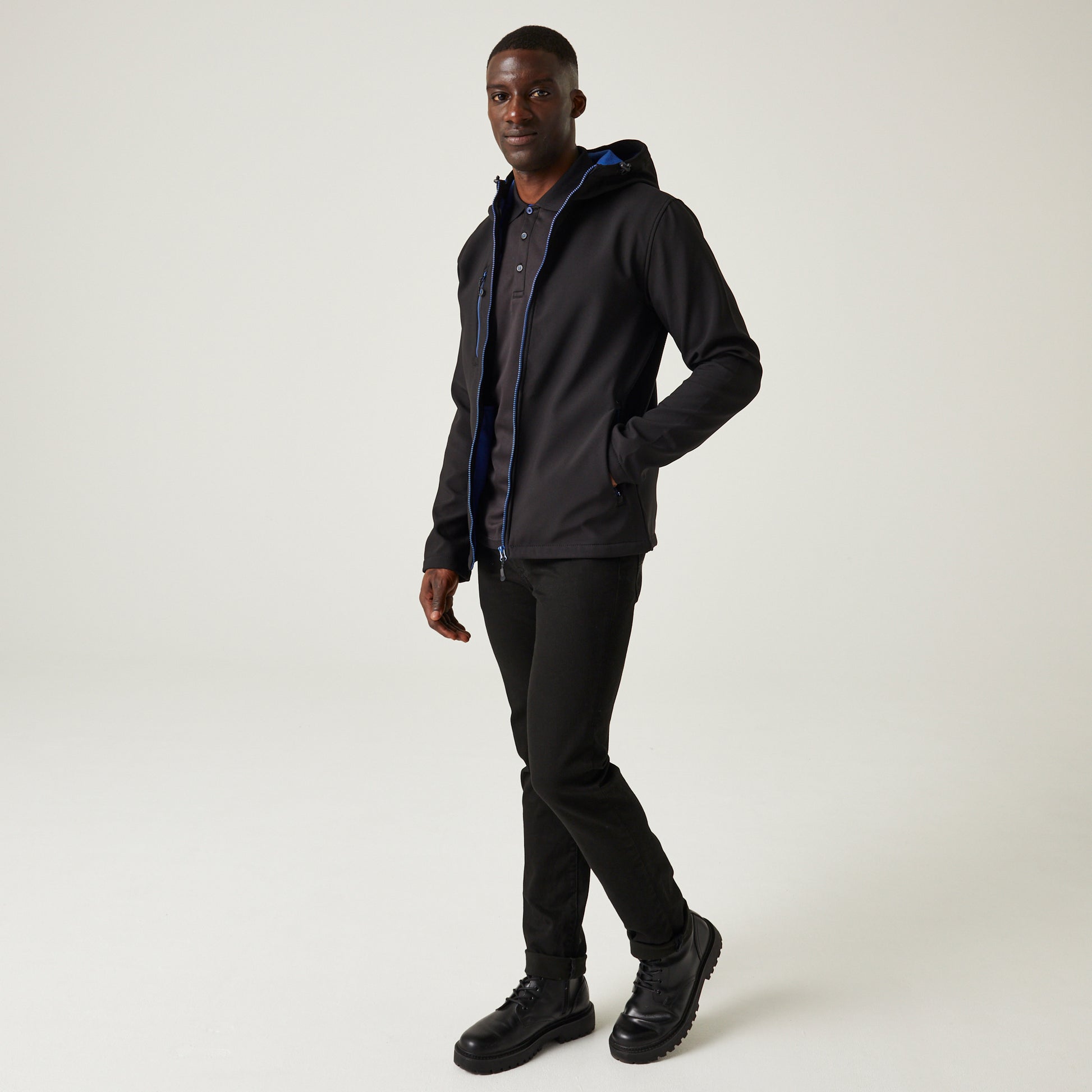 #colour_black-new-royal