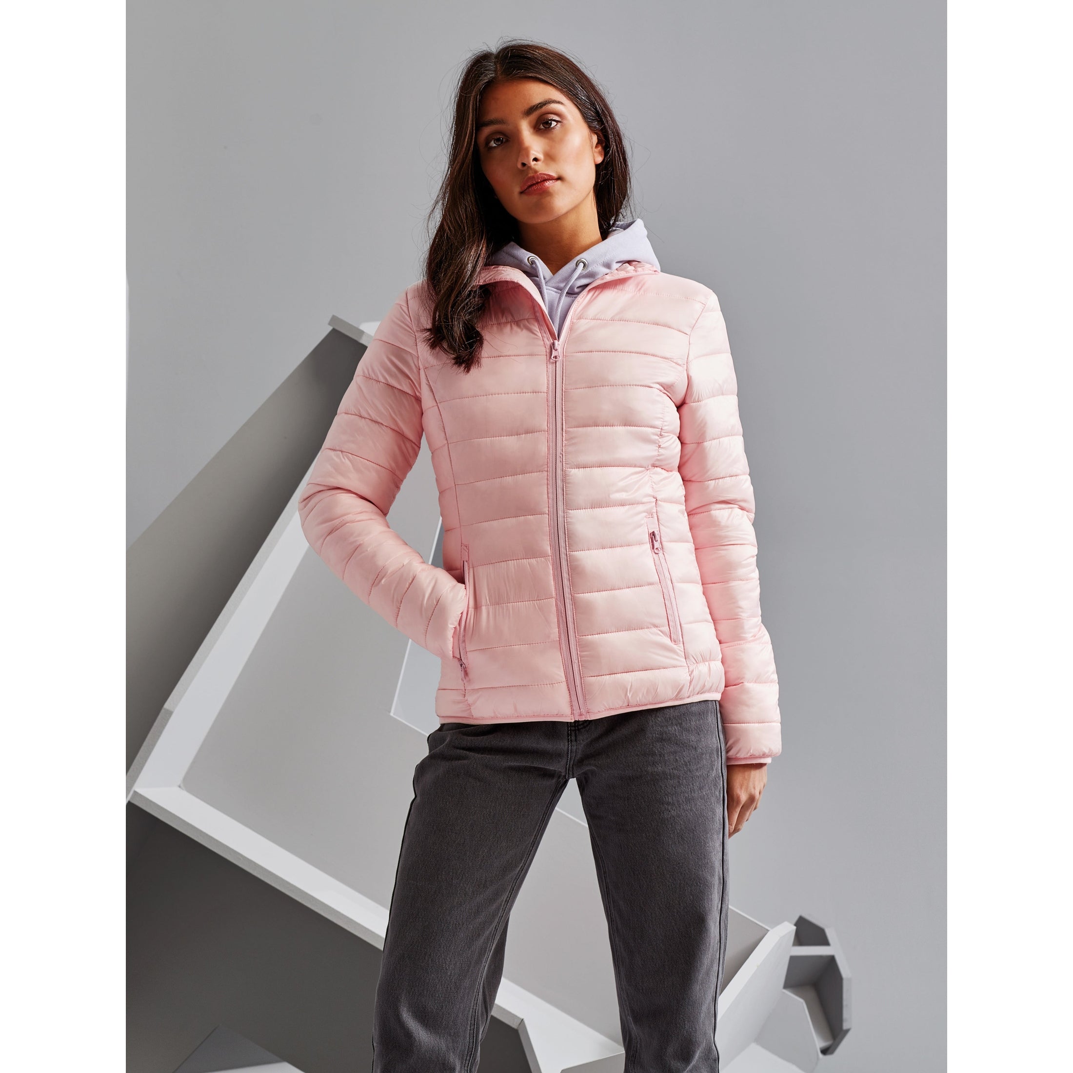 2786 Women's Terrain Padded Jacket