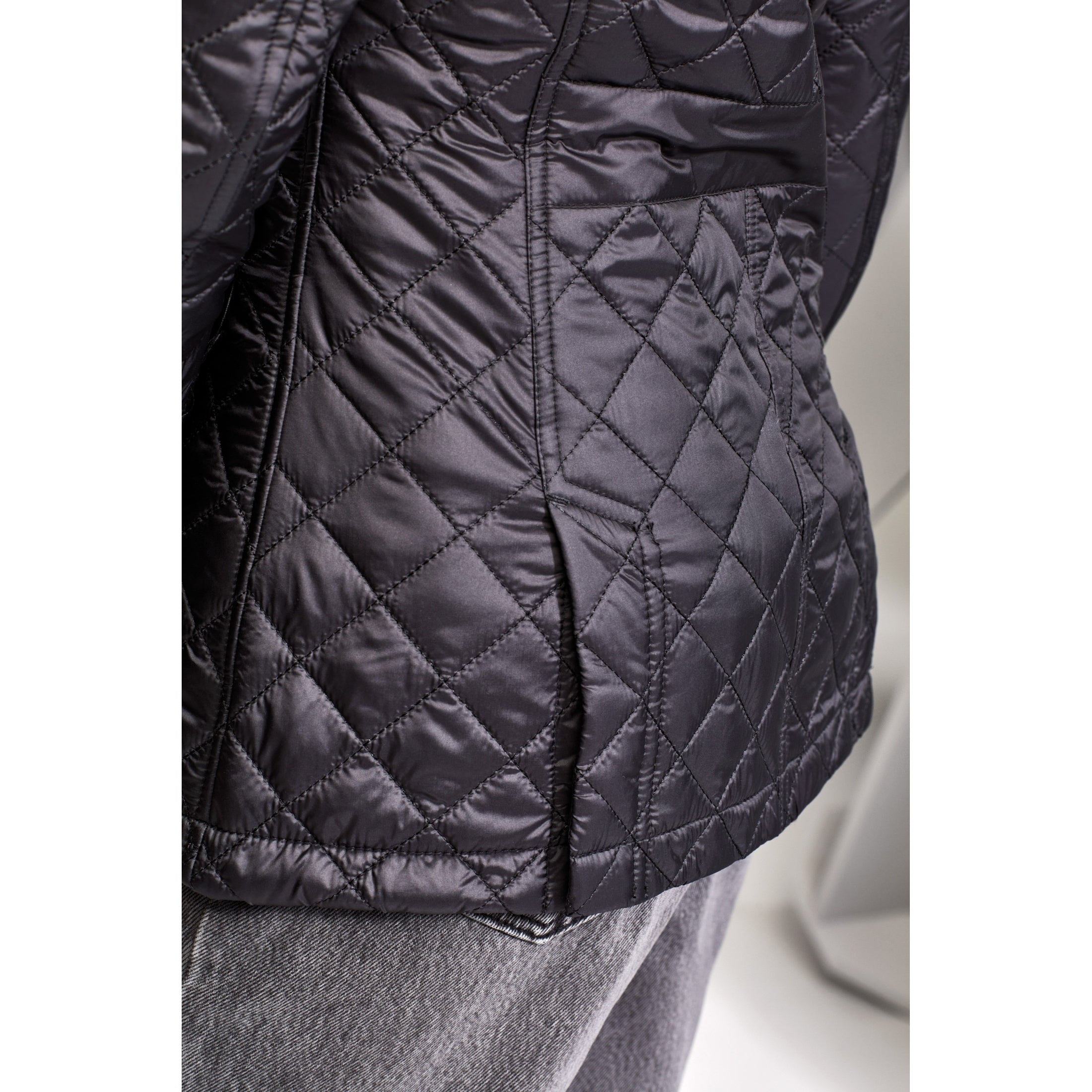 2786 Women's Quartic Quilt Jacket