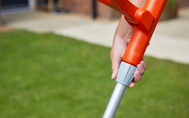 Flymo 18V EasiTrim Plus 230 - Flexible, Battery-Powered Trimming with Smart Features