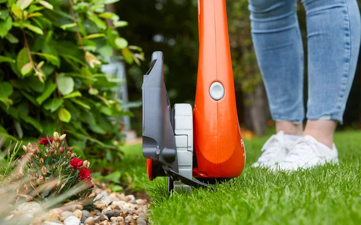 Flymo 18V EasiTrim 250 - Battery-Powered 2-in-1 Trimmer & Edger (Bare Unit)