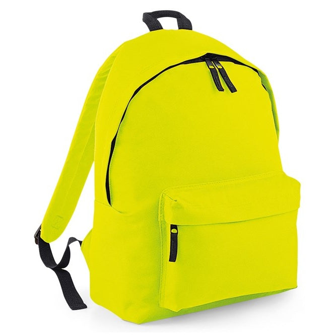 Zippered main compartment