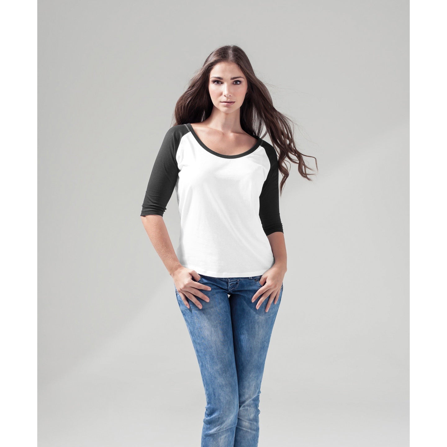 Build Your Brand Women's ¾ Contrast Raglan Tee