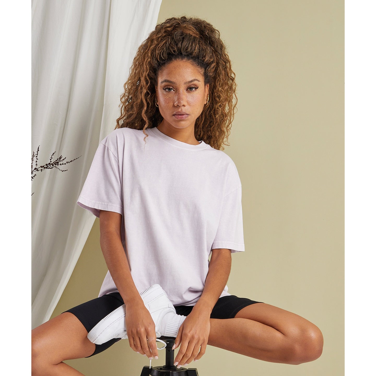 Build Your Brand Women's Oversized Acid Wash Tee