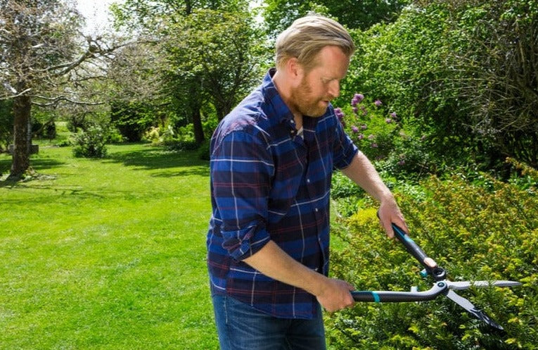 Gardena 2in 1 EnergyCut Hedge Clipper