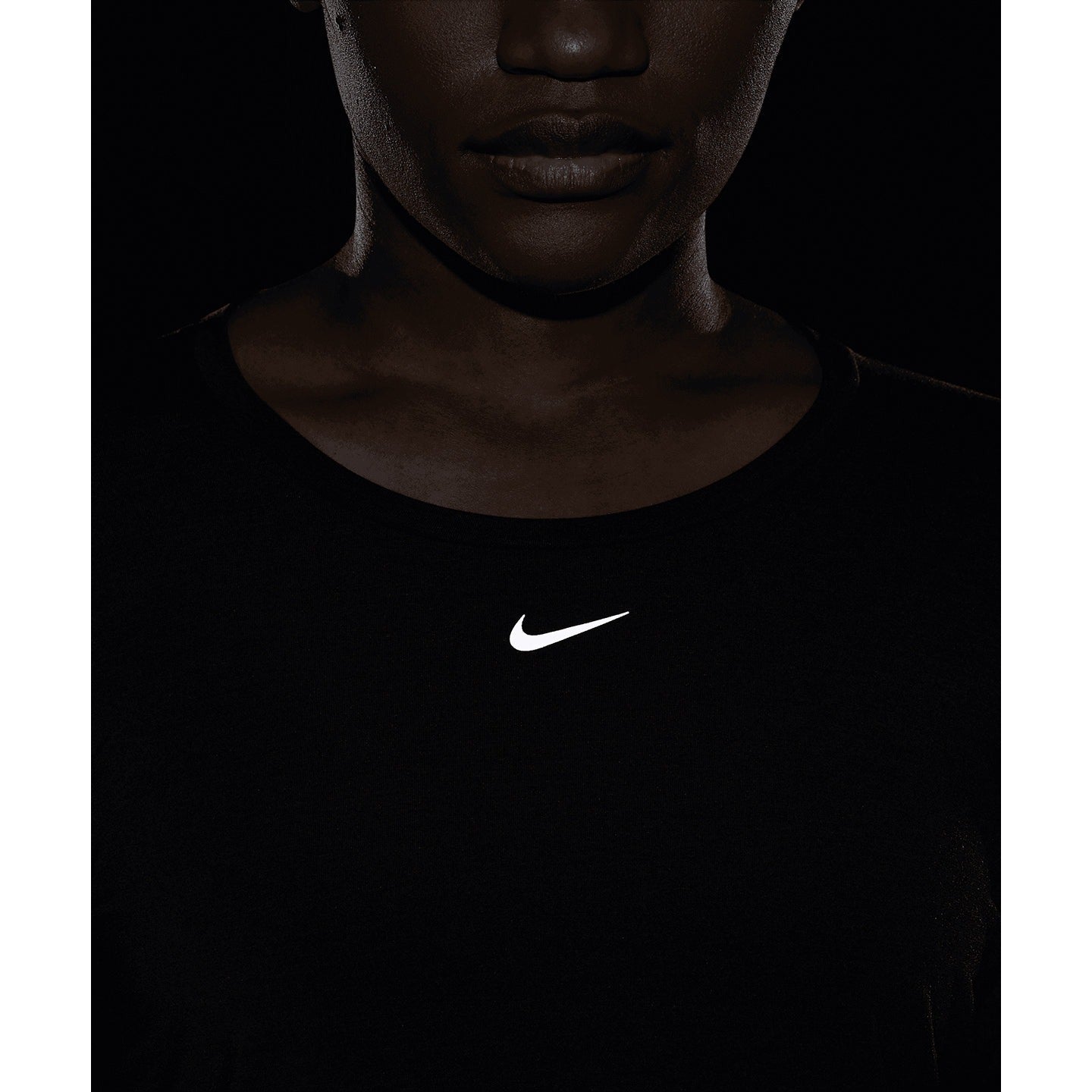 Nike Women's Nike One Luxe Dri-Fit Long Sleeve Standard Fit Top