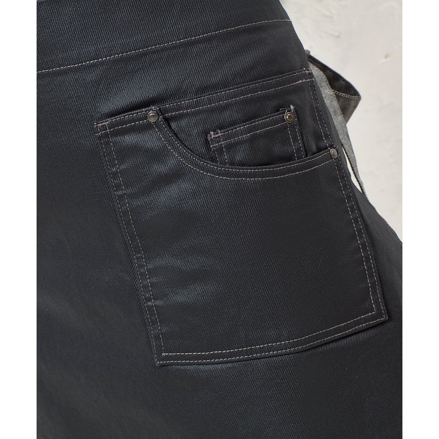 Premier Division Waxed-Look Denim Waist Apron