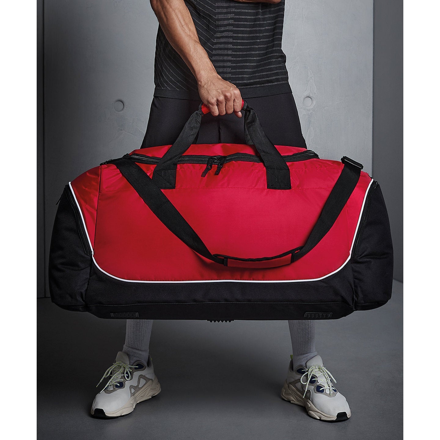 Quadra Teamwear Jumbo Kit Bag