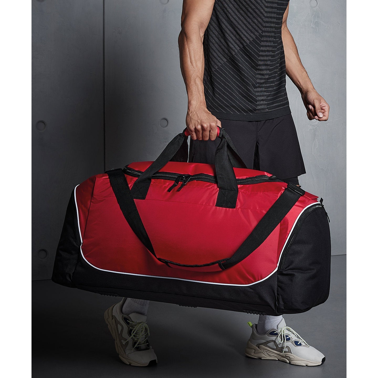 Quadra Teamwear Jumbo Kit Bag