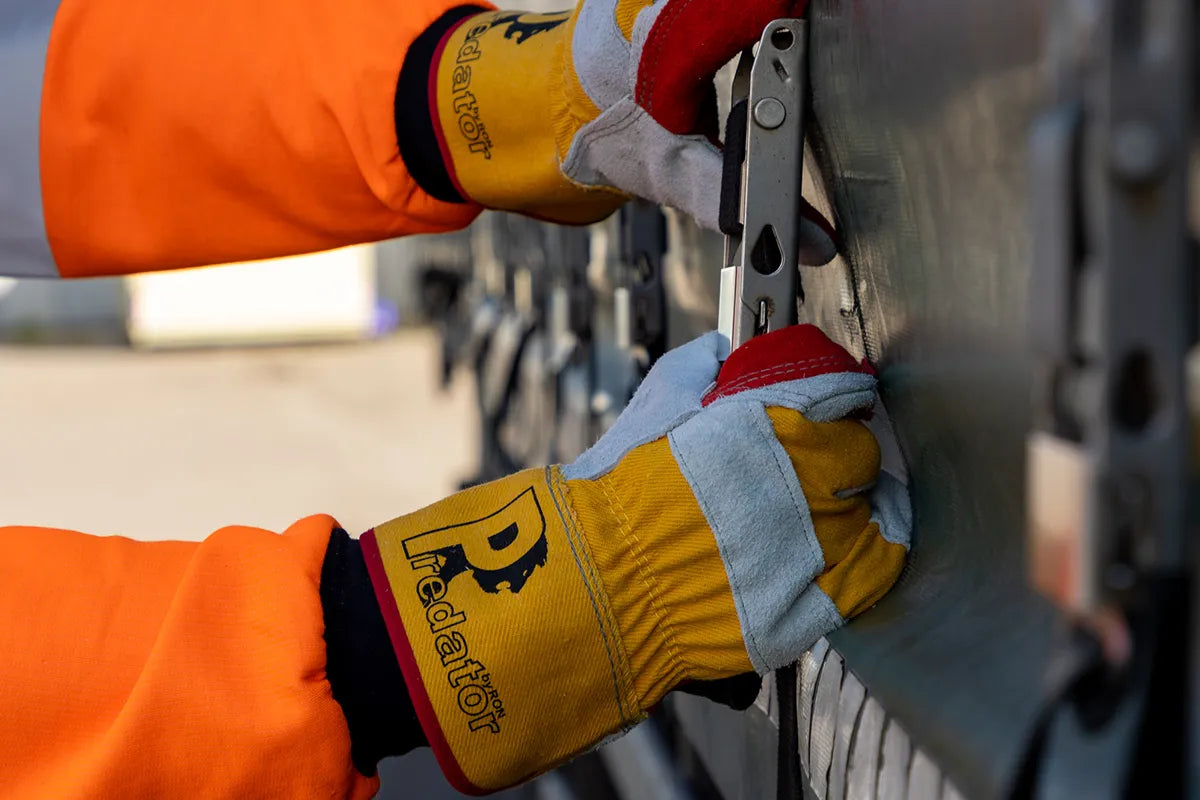 Predator Power Plus Double Palm Rigger Gloves