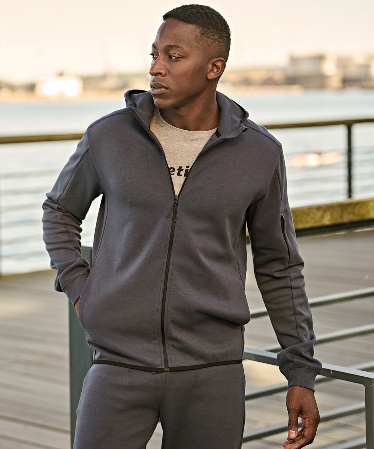 Tee Jays TJ067 Athletic Hooded Full-Zip Sweatshirt (5706)