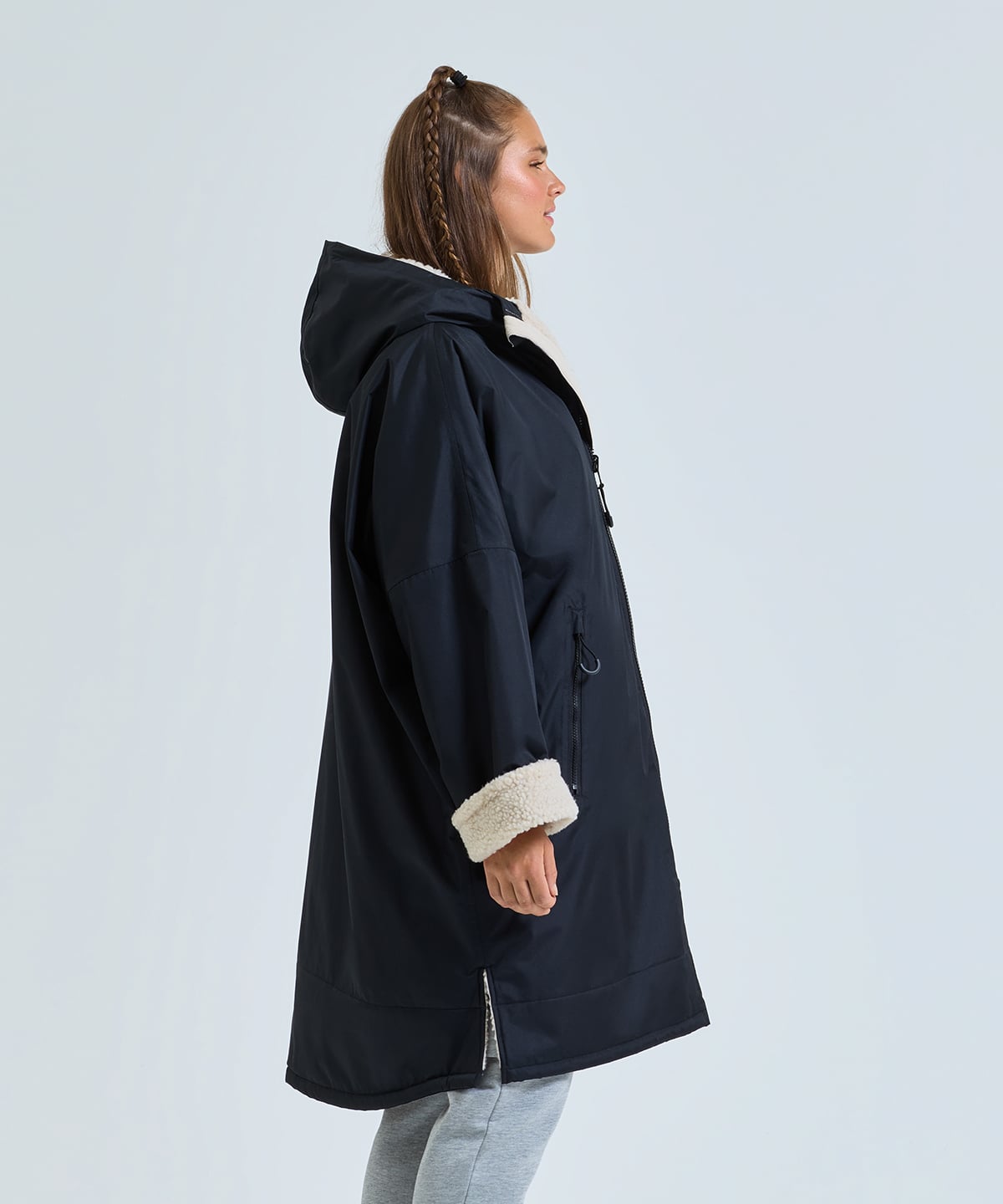 TriDri® TR800 Tridri® Recycled All-Seasons Waterproof Changing Robe